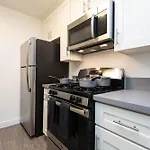Heart Of Hollywood 2 Bedroom Suite