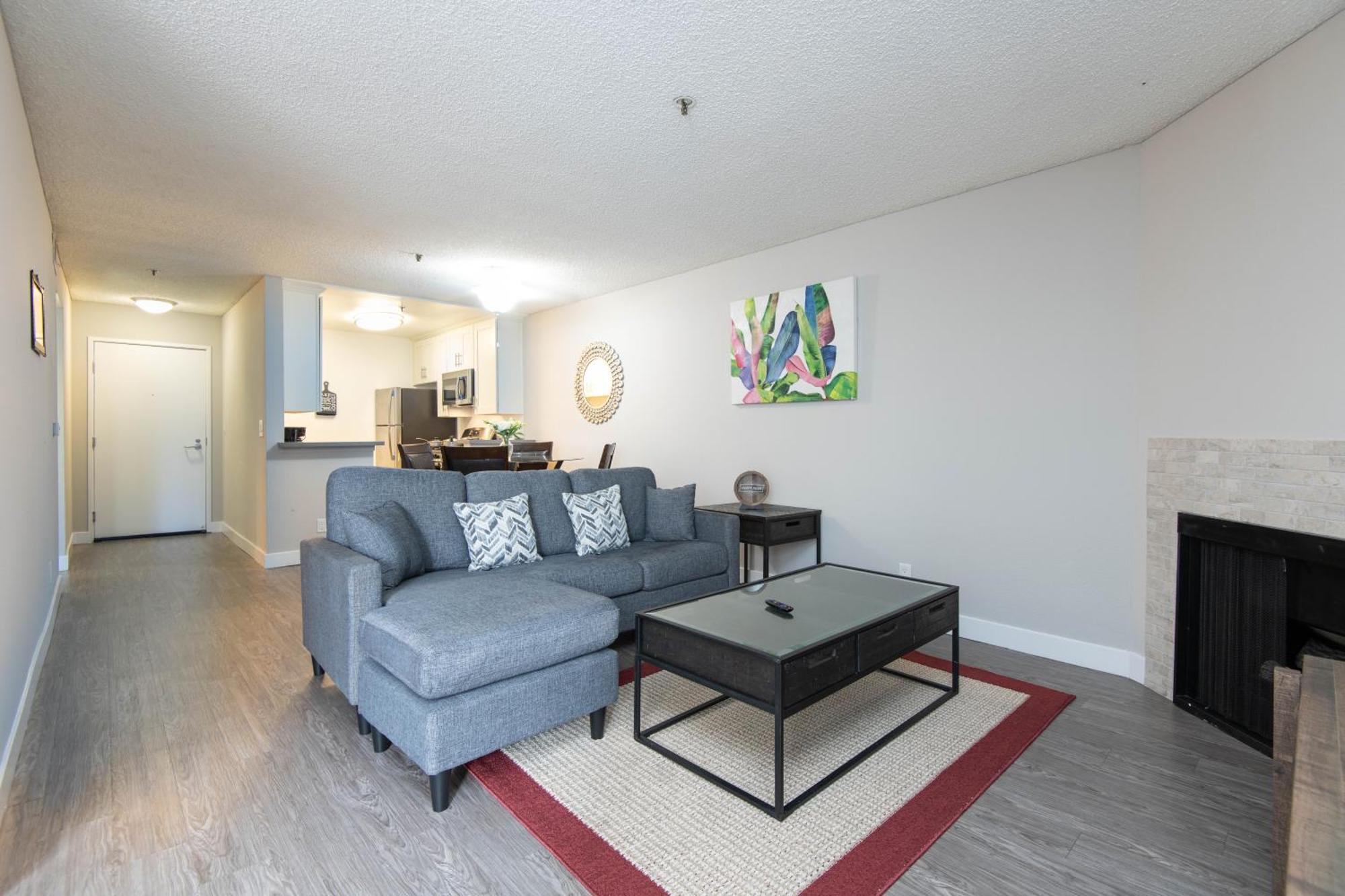 Apartment Heart Of Hollywood 2 Bedroom Los Angeles
